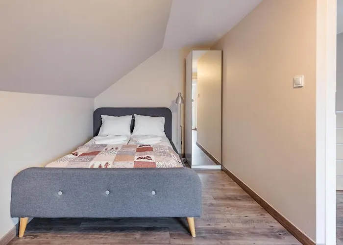 Jasne Wybrzeze, Sun & Snow *