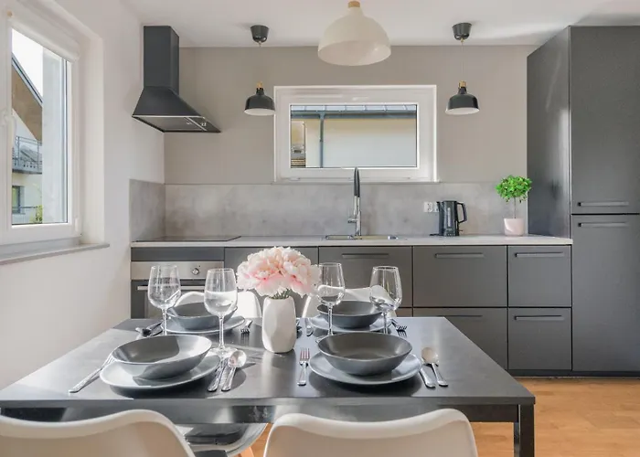 Jasne Wybrzeze, Sun & Snow